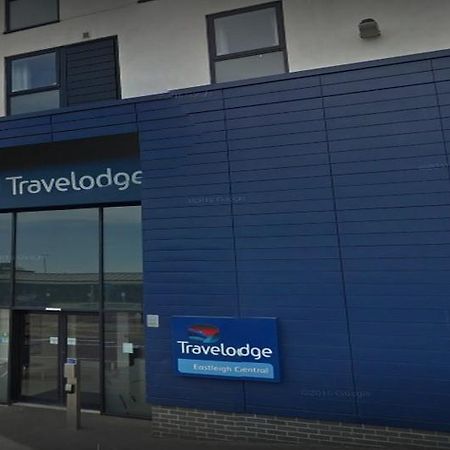 Travelodge Eastleigh Central Экстерьер фото